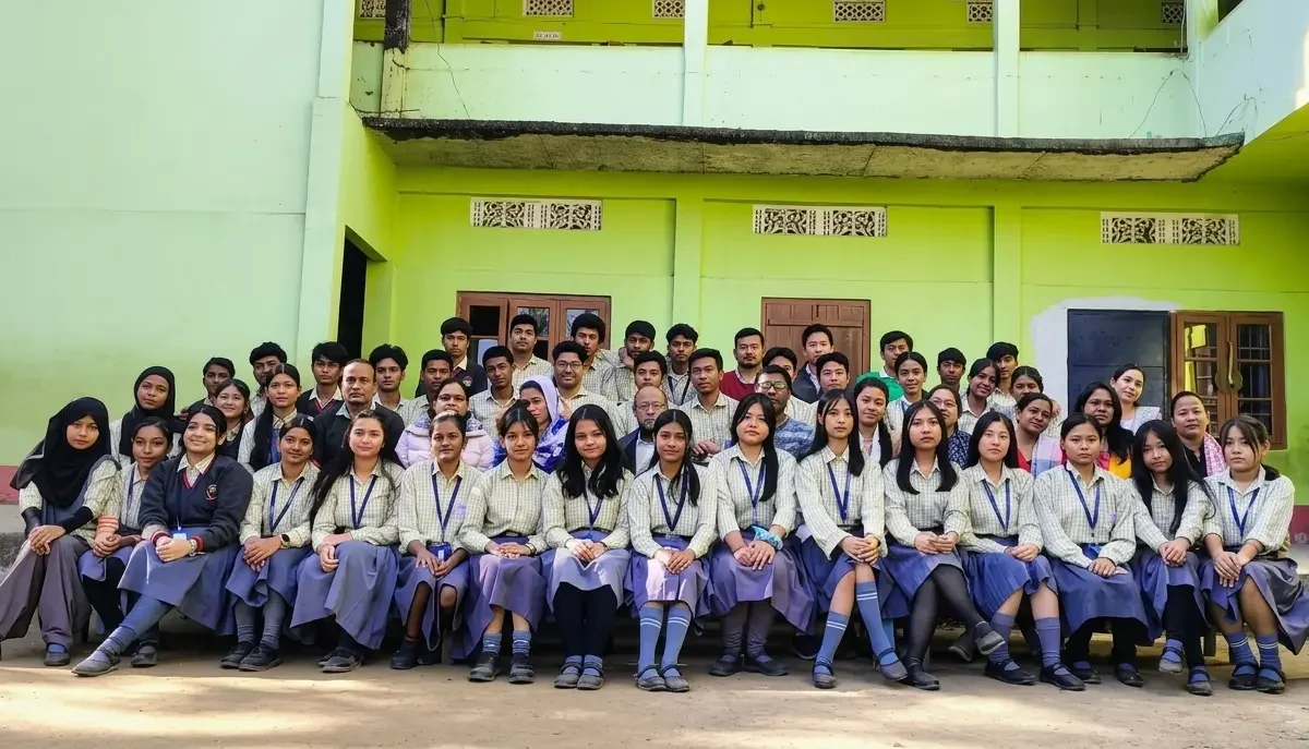 Holy Light English School Sonai